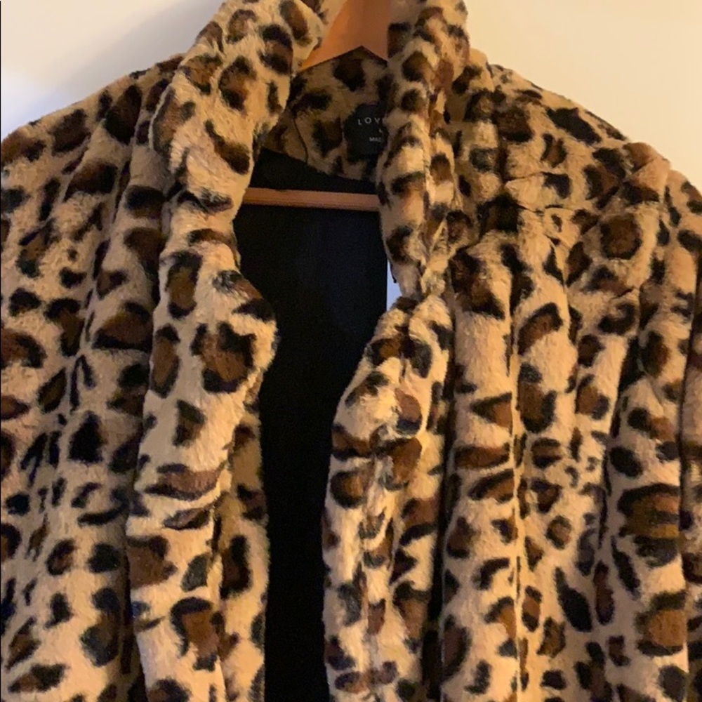 Faux Faur Leopard print Jacket - Picture 8 of 8